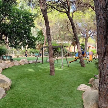 Rainbow House Pinus Village * Fort Village